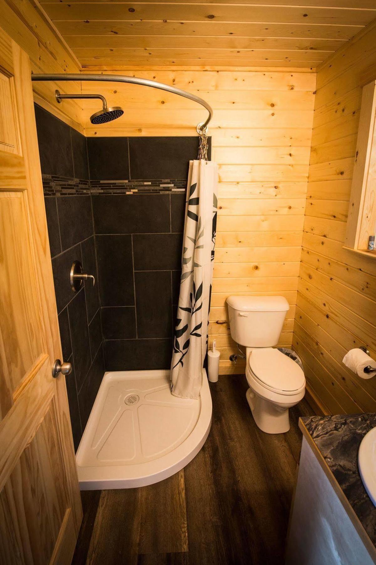 تيراس Hidden Acres Farm And Treehouse Resort المظهر الخارجي الصورة
